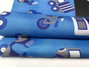 Il taffettà Versatile 190T trasferisce con precisione il tessuto bianco del rivestimento del PVC di stampa con WR per gli indumenti impermeabili/impermeabile/Poncho - Product Image 6