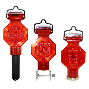 Luce solare a cono di traffico con Design a fiore di prugna Guardrail di notte luce di <span class=keywords><strong>segnale</strong></span> stroboscopica marina per cabine di Guardrail di notte - Product Image 1