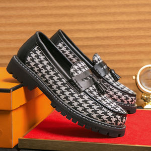 Zapatos de Vestir Transpirables y Cómodos de Nuevo Diseño en Oferta, Mocasines Gruesos de Moda con Borlas de Alta Calidad para Hombre - Product Image 4