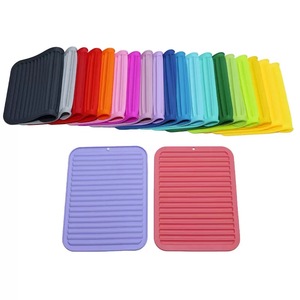 Tapete de Silicona Personalizado para Secar Platos, Antideslizante y Resistente al Calor, Salvamanteles de Silicona para Cocina - Product Image 1