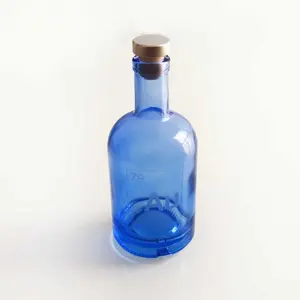 Fabriek Prijs Ronde Vormige Blauw 375 Ml 500 Ml 750 Ml Liquor Vodka Glazen Fles Met Kurk