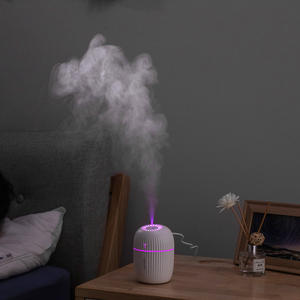 Ensembles <span class=keywords><strong>de</strong></span> cadeaux <span class=keywords><strong>de</strong></span> Noël 2025 Diffuseur d'arôme portable Fonction <span class=keywords><strong>de</strong></span> minuterie d'alimentation USB 200ML Humidificateur 4 heures 8 heures utilisé pour la <span class=keywords><strong>voiture</strong></span> - Product Image 1