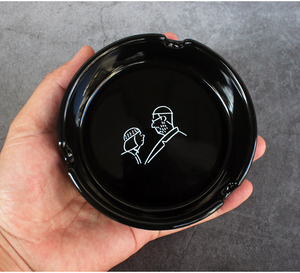 Design moderne Cendrier en porcelaine à motif de logo personnalisé <span class=keywords><strong>Plateau</strong></span> en <span class=keywords><strong>céramique</strong></span> personnalisé pour cigarettes et cigares pour cadeaux promotionnels - Product Image 4
