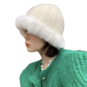 <span class=keywords><strong>Bonnet</strong></span> tricoté épais fait main pour femmes à la mode avec doublure 3D brodé chaud <span class=keywords><strong>ample</strong></span> pour les scènes d'affaires de plage - Product Image 1