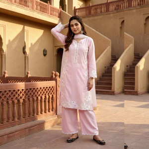 Ensemble Salwar Kameez en soie rose brodé, palazzo et dupatta, tenue traditionnelle indienne et pakistanaise pour mariage et fête - Product Image 1