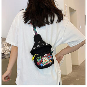 <span class=keywords><strong>Sac</strong></span> à <span class=keywords><strong>dos</strong></span> tendance en nylon pour <span class=keywords><strong>femme</strong></span>, <span class=keywords><strong>sac</strong></span> à <span class=keywords><strong>dos</strong></span> uni pour <span class=keywords><strong>femme</strong></span>, petits sacs d'école pour adolescente, <span class=keywords><strong>sac</strong></span> à bandoulière décontracté - Product Image 3