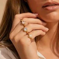 Anillos de Moda de Acero Inoxidable con Incrustaciones de Halo de Circonitas Cúbicas Transparentes en Tono Dorado, Joyería para Dedos Apilable en Espiral para Uso Diario de Mujeres