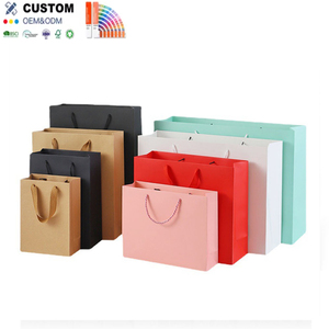 Borsa per la Spesa in Carta Kraft Beige Riciclata di Lusso con Logo Personalizzato, Manico a Nastro per Confezioni Regalo e Abbigliamento, Stampa Personalizzata - Product Image 4