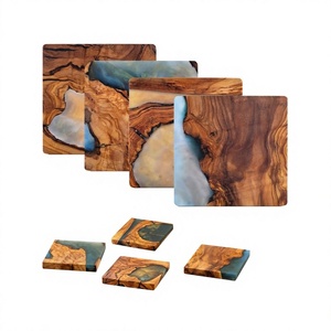 Sets de table carrés en bois avec incrustation en résine, modernes, antidérapants, pour la salle à manger et sous-verres - Product Image 4