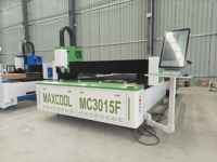 Machine de découpe laser à fibre CNC haute précision 1500W/2000W/3000W/6000W automatique pour acier inoxydable acier au carbone aluminium