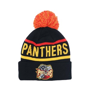 Gorros de Punto Jacquard Personalizados al por Mayor con Logotipo Bordado, Gorros de Punto con Pompón 100% Acrílico, Gorros Cálidos para Invierno - Product Image 1