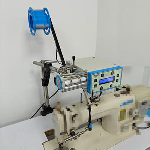 Machine à convoyeur à bande MC-4D polyvalente de type à 4 tensions, dispositif d'alimentation élastique à tension contrôlée par ordinateur pour machine à coudre - Product Image 1