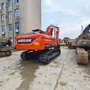 Excavatrice sur chenilles Doosan DX225LC-9C de 22 tonnes d'occasion, avec retour sur investissement rapide, moteur, PLC, boîte de vitesses, pompe hydraulique d'origine, 127 kW - Product Image 1