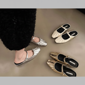 Mezza Slip-On da donna per mezza estate con fibbia quadrata in metallo plissettata scarpe Mouret - Product Image 1