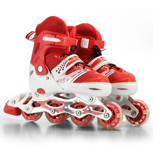 Patins à roulettes professionnels en PVC pour l'extérieur, 3 roues, patins à roulettes de vitesse, prix bas, modèle à 3 roues, chaussures en ligne pour l'été et le printemps - Product Image 1