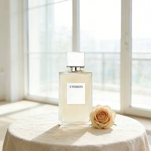 Perfume de Larga Duración con Aroma Floral Primaveral, Canela Picante, Madera de Sándalo Dulce y Almizcle Amaderado - Product Image 2