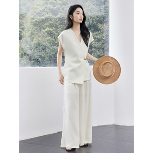 Women's Lyocell V-neck Sleeveless Vest Set Wide Leg Pants Elegant Breathable Casual Two Piece For Commuting Daily Work - Product Image 4
