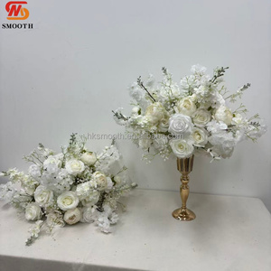 SMOOTH Nouvelle Arrivée Été Boule de Fleurs Blanches Artificielles de 40 cm Centre de Table Mariage Rose Artificielle - Product Image 3