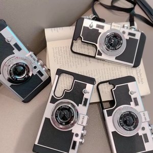 Coque de téléphone en TPU+PC électroplaqué de style animal pour S25 Ultra S23 S22, coque antichoc, design Emily <span class=keywords><strong>Paris</strong></span> - Product Image 1