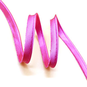 <span class=keywords><strong>Cinta</strong></span> <span class=keywords><strong>de</strong></span> tubería <span class=keywords><strong>de</strong></span> satén <span class=keywords><strong>de</strong></span> poliéster para decoración <span class=keywords><strong>de</strong></span> bordes <span class=keywords><strong>de</strong></span> tela <span class=keywords><strong>Cinta</strong></span> <span class=keywords><strong>de</strong></span> tubería <span class=keywords><strong>de</strong></span> sesgo personalizada - Product Image 5