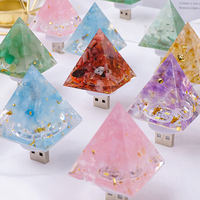 Lámpara Nocturna USB con Forma de Pirámide de Resina y Cristales Naturales, Lámpara Nocturna Portátil Creativa para el Hogar