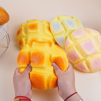 Jouet en PU à rebond lent, 17 cm, réaliste, style alimentaire, grand pain ananas, toucher doux et collant, grand pain moelleux, emballé individuellement