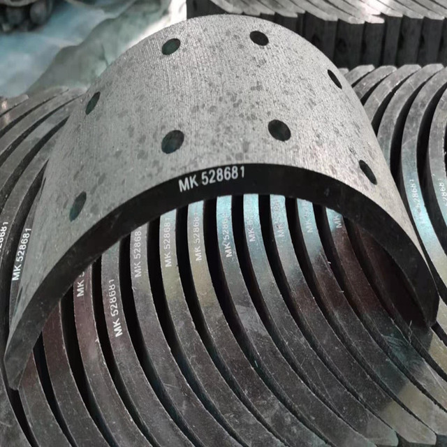 Brake Lining Truck Brake System  MK528681 Brake Shoe Good Quality Customized