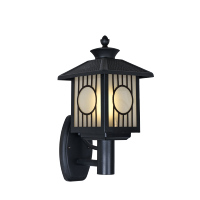 Lanterne murale décorative d'extérieur avec cadre ovale pour l'éclairage des jardins de villas