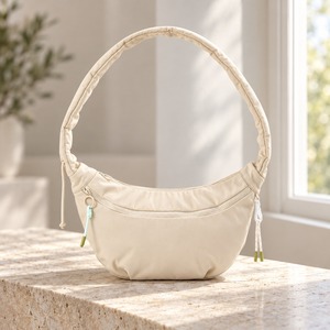 Bolso bandolera Crescent, bolso de hombro fruncido, impermeable, de doble capa, con cremallera, ligero, informal, para viajes y desplazamientos. - Product Image 1