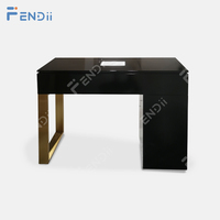 Table de manucure avec armoire de rangement et prise électrique
