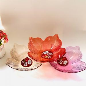 Plato de frutas con borde de encaje, plato transparente para dulces, plato para aperitivos con forma de pétalo, plato de plástico, 1-2 yuanes al por mayor, plato de frutas de nuevo material - Product Image 1