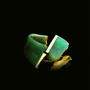 Bracelets manchette vintage plaqués or, forme géométrique - Product Image 3