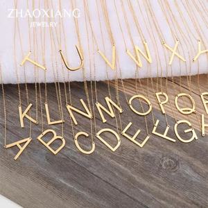 Colliers pendentifs alphabet tendance 26 lettres anglaises pour femmes, bijoux personnalisés - Product Image 6