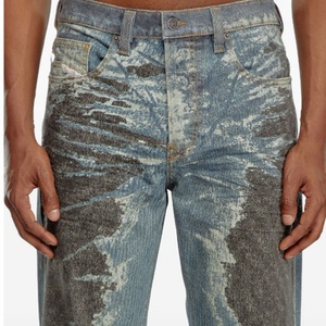 Jeans de Mezclilla Azul Desgastado Vintage para Hombre con Detalles de Parches Oscuros, Adecuados para Estilo Casual Y2K, Hip-hop y Urbano - Product Image 4