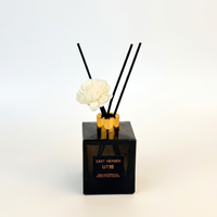 Diffuseur de parfum d'ambiance sans flamme personnalisable à l'huile essentielle de rose et aux notes boisées
