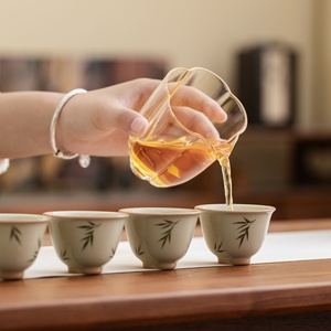 Juego de Té Pintado a Mano, Cerámica para el Hogar, Caja de Regalo Kung Fu, Color Subesmaltado, Juego de Regalo en Caja de Cerámica - Product Image 3