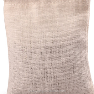 Sac en filet de haute qualité. Sac en coton à cordon de serrage pour courses, en stock, recyclable, en maille. - Product Image 6
