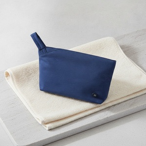 Bolsa de Cosméticos Minimalista Ecológica Reciclada, Bolsa de Aseo Acolchada, Impermeable, Multicapa, Ligera, para Viaje - Product Image 6