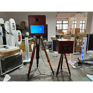 Cabina de Fotos con Espejo Mágico UNIV, Compatible con Cámaras DSLR y iPad, para Fiestas, de Alta Capacidad, con Cristal Templado y Estuche de Transporte Metálico de 15.6 Pulgadas - Product Image 5