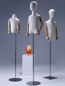 어린이 의류 매장 디스플레이 유연한 나무 팔 아이 몸통 마네킹 화이트 패브릭 아기 원피스 형태 마네킹 - Product Image 2