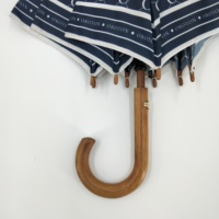 Parapluie d'affaires entièrement imprimé, sans PFC, en pongé 8K, durable, coupe-vent, avec poignée en bois, diamètre ouvert 101 cm, pour voyage