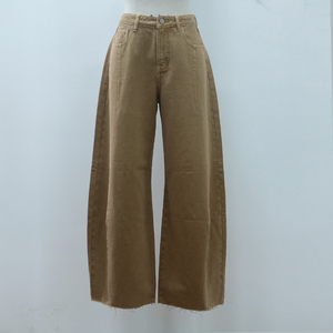 Jean décontracté pour <span class=keywords><strong>femme</strong></span>, coupe droite décontractée, <span class=keywords><strong>taille</strong></span> <span class=keywords><strong>haute</strong></span>, jambe large, en denim <span class=keywords><strong>kaki</strong></span> marron, avec ourlet à franges et poches frontales obliques - Product Image 2
