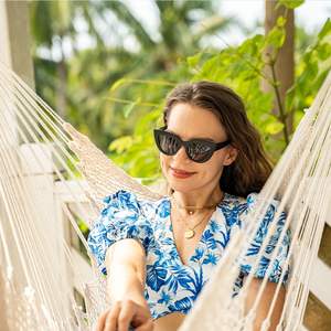 Hangmat Caribische hangstoel van touw met houten spreidstang en zacht katoenen touw voor binnen, buiten, achtertuin en woonkamer - Product Image 5