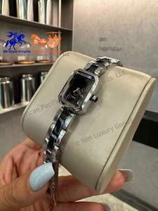 Montre connectée élégante ultra-luxe pour femme, bracelet en cuir 22 mm, ultra-fine, avec suivi de l'oxygène sanguin, résistante à l'eau, phase de lune, couronne en alliage - Product Image 5