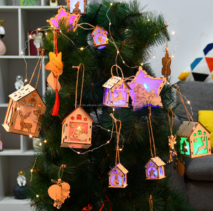De árbol de Navidad colgante hecho a mano cabaña de madera regalo de Navidad decoración de luz para <span class=keywords><strong>los</strong></span> niños - Product Image 2