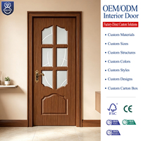 Portes en bois personnalisées à prix abordable avec panneau MDF et PVC pour chambre à coucher, surface finie en fibre de verre