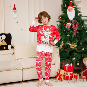 Kerstpyjamaset voor ouder en kind, 2025 nieuw model, met cartoonprint van Kerstman en rendieren, zacht polyester, voor onafhankelijke winkels - Product Image 3