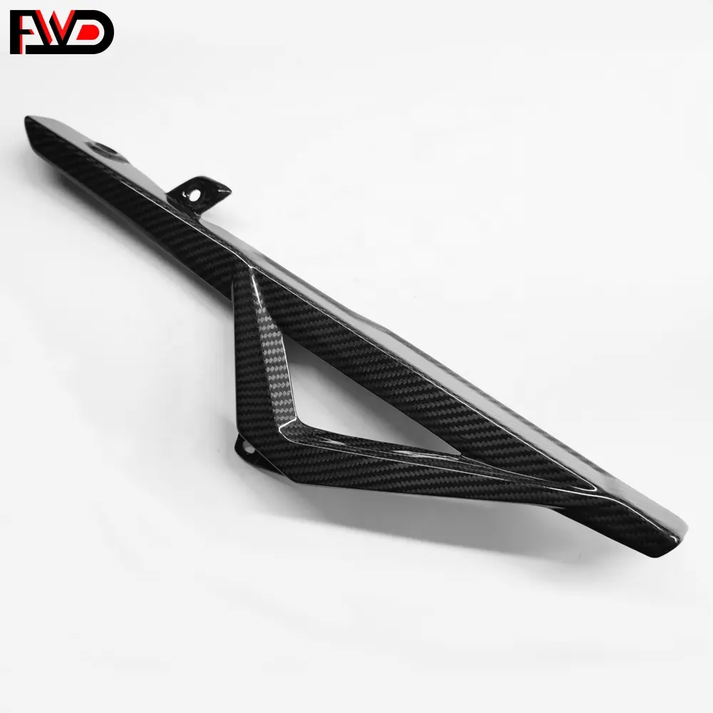 Carbon Fiber Motorcycle Parts Dry Carbon Chain Guard for Aprilia RSV4 2021