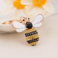 Haute qualité en gros personnalisé mignon animal porte-clés logo vierge kawaii dessin animé pailleté coloré métal porte-clés abeille avec diamant