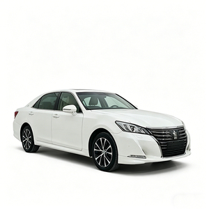 Venta al por Mayor de <span class=keywords><strong>Autos</strong></span> <span class=keywords><strong>Usados</strong></span> Toyota Crown 2.0T de Lujo en Buenas Condiciones para Distribuidores Internacionales - Product Image 4